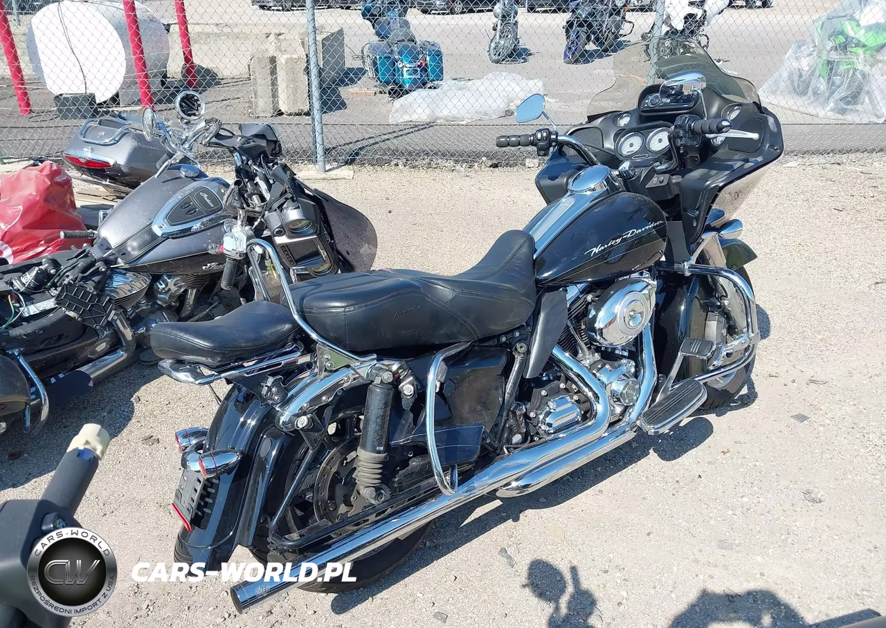 2010 Harley-Davidson Fltrx VIN:1HD1KH412AB628324 - 4