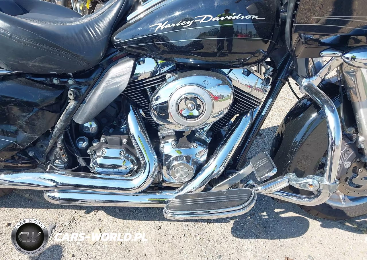 2010 Harley-Davidson Fltrx VIN:1HD1KH412AB628324 - 8