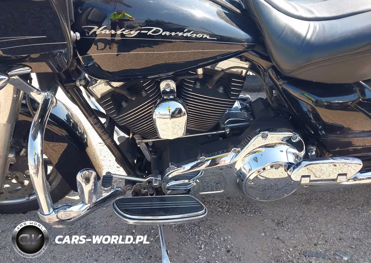 2010 Harley-Davidson Fltrx VIN:1HD1KH412AB628324 - 9