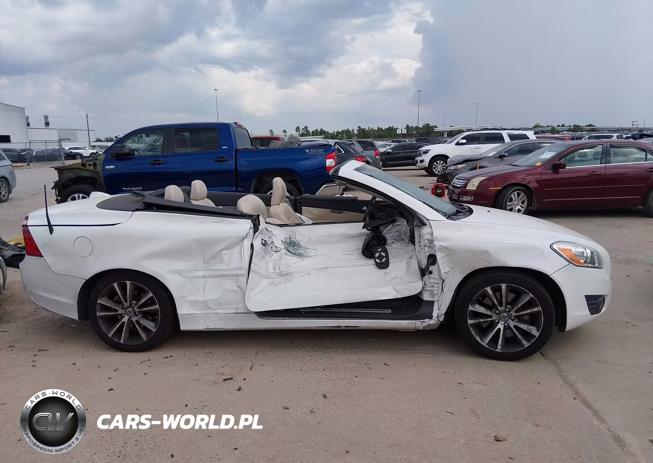 2011 Volvo C70 T5 VIN:YV1672MC3BJ107167 - 13