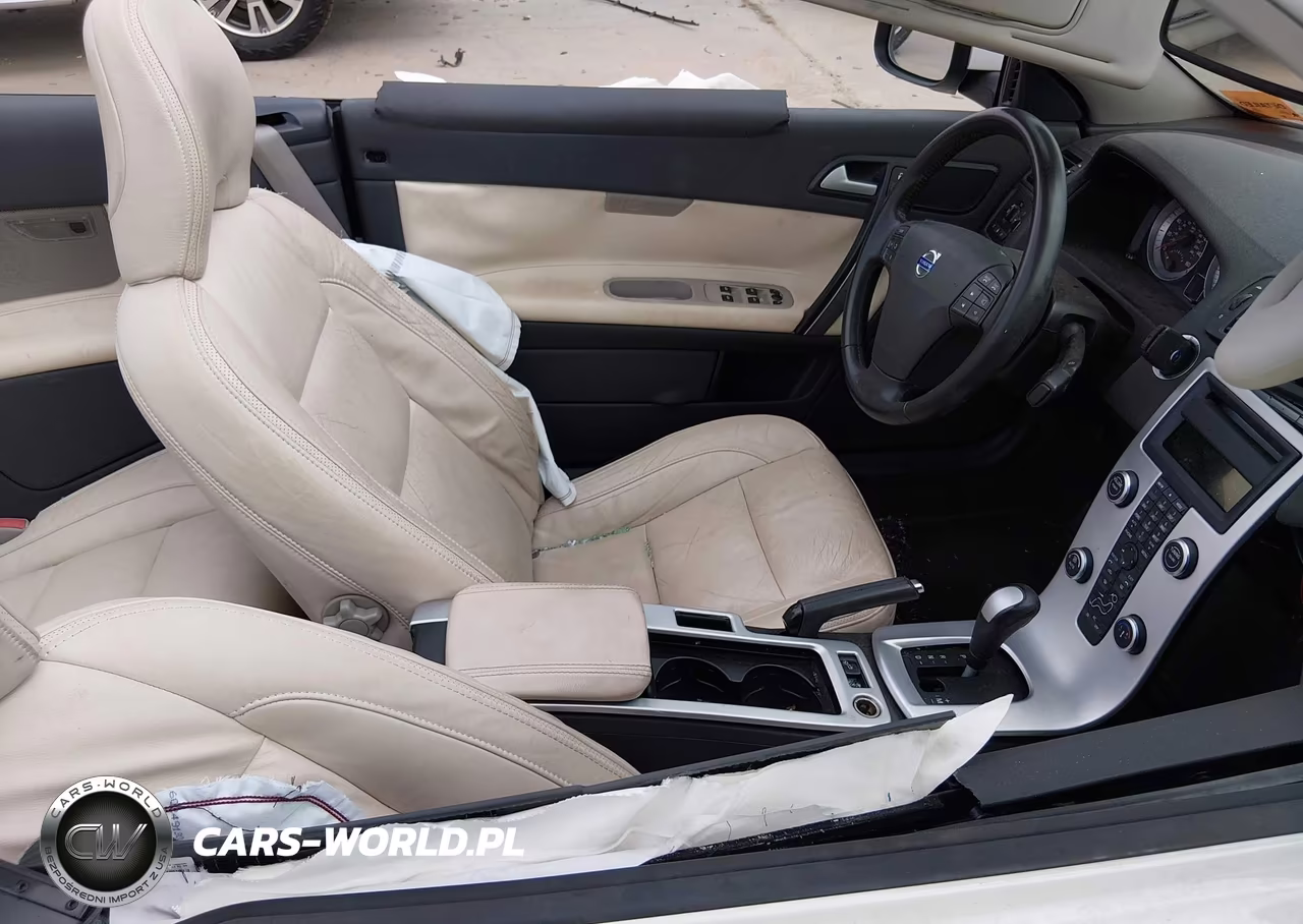 2011 Volvo C70 T5 VIN:YV1672MC3BJ107167 - 5