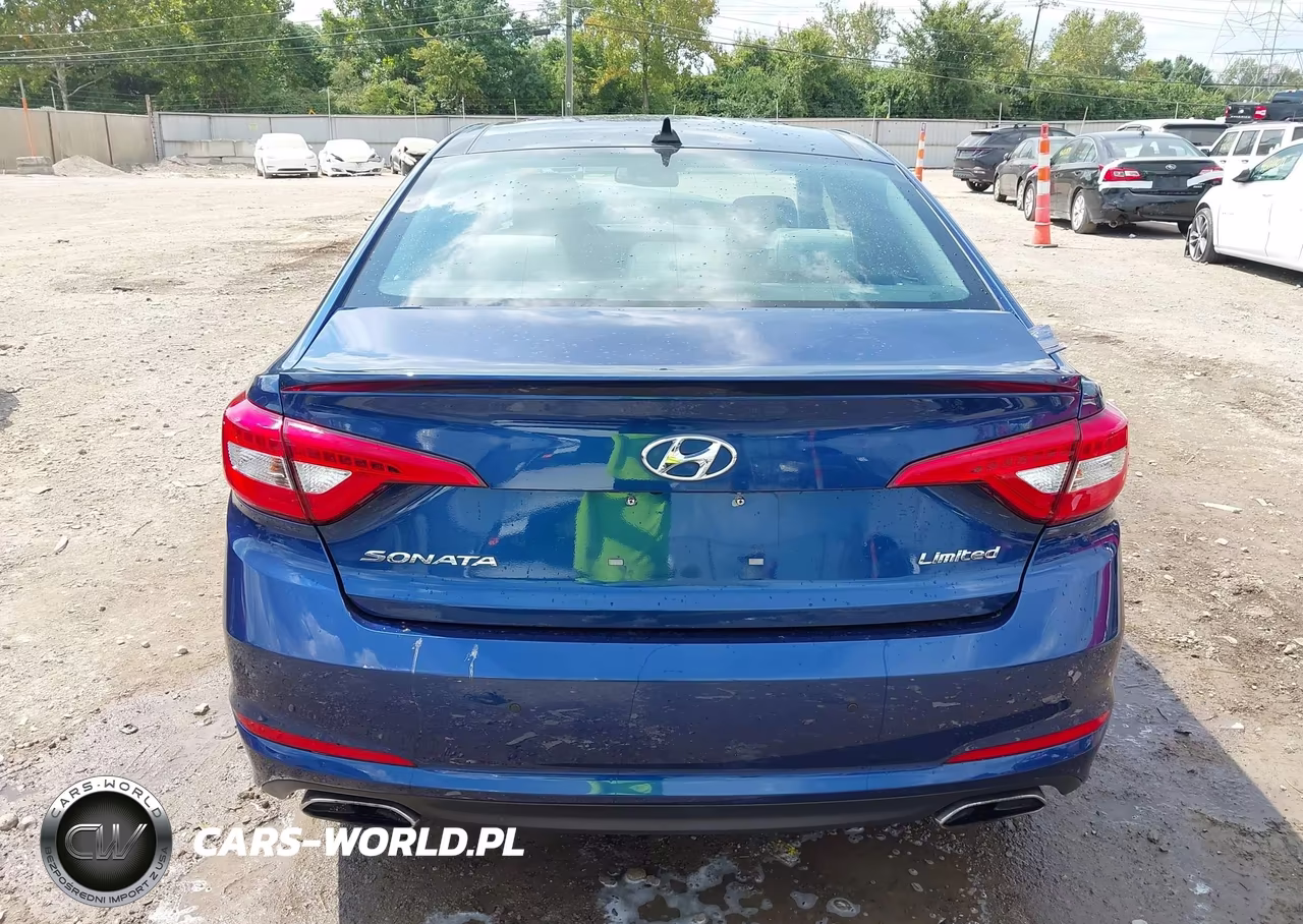 2016 Hyundai Sonata Limited VIN:5NPE34AF2GH296904 - 17