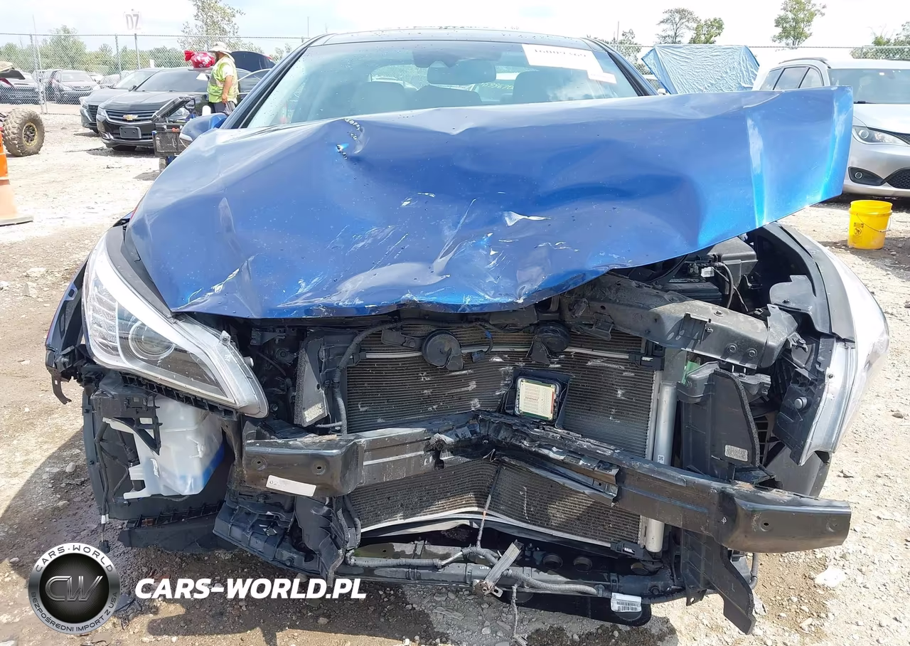 2016 Hyundai Sonata Limited VIN:5NPE34AF2GH296904 - 6
