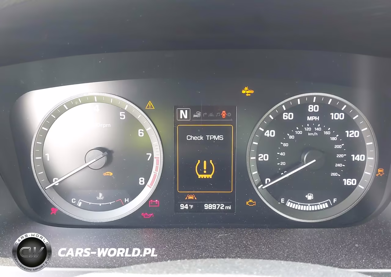 2016 Hyundai Sonata Limited VIN:5NPE34AF2GH296904 - 7