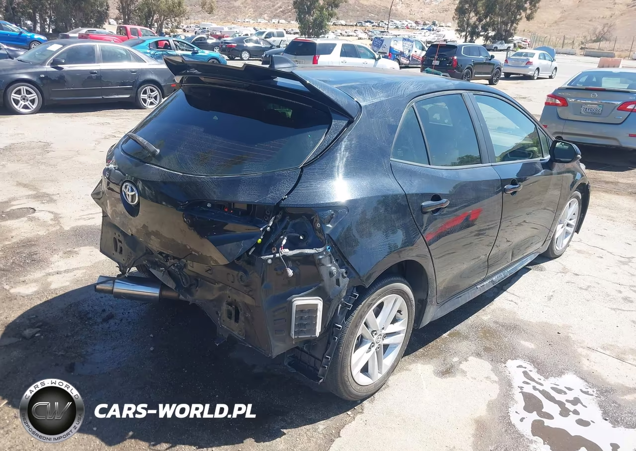 2021 Toyota Corolla Se VIN:JTNB4MBE9M3111725 - 4