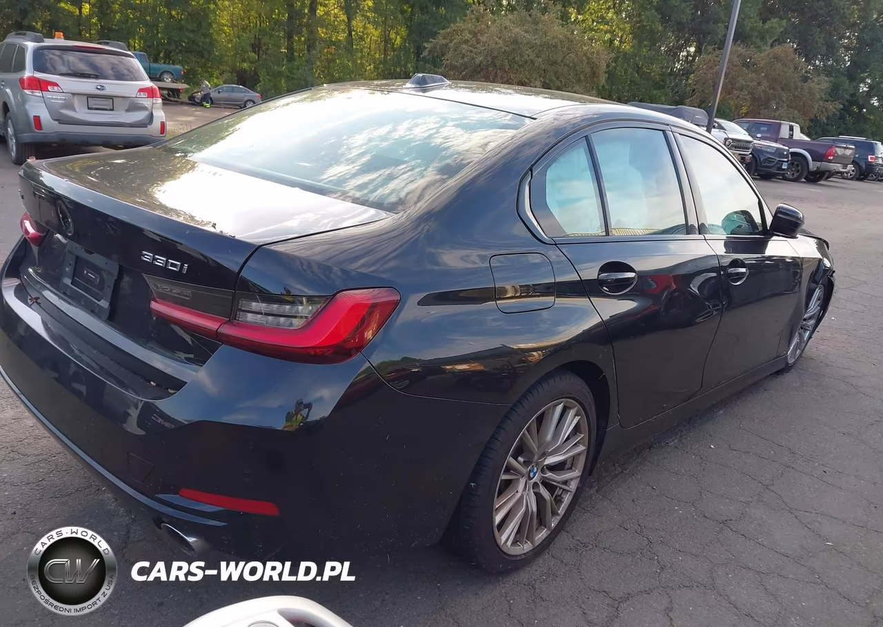 2024 BMW 330I xDrive VIN:3MW89FF09R8E48532 - 4