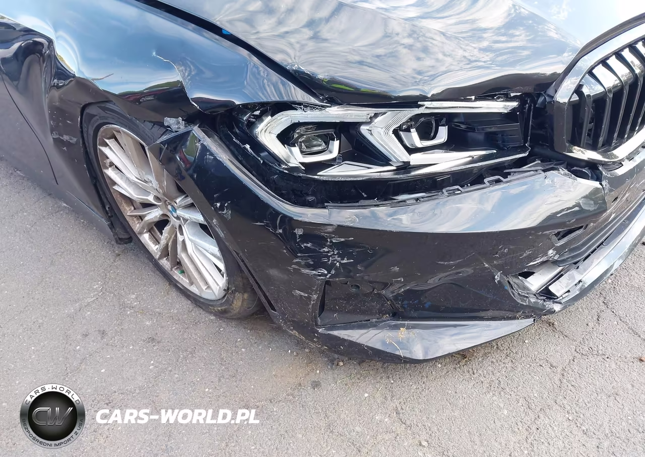 2024 BMW 330I xDrive VIN:3MW89FF09R8E48532 - 6