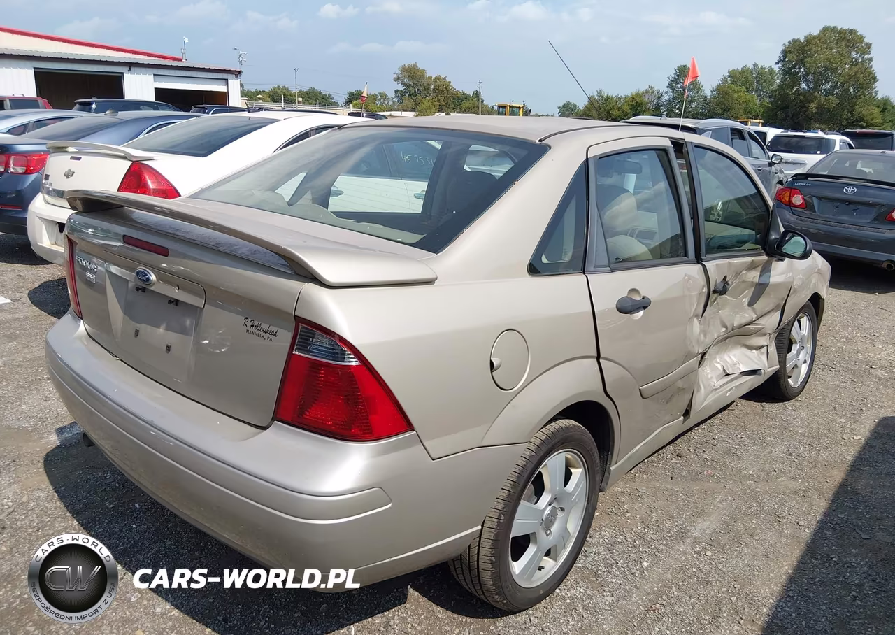 2007 Ford Focus S-Se-Ses VIN:1FAHP34N57W283711 - 4