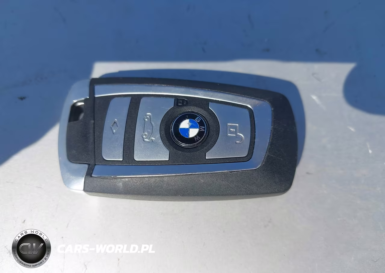 2016 BMW 320I VIN:WBA8A9C59GK617047 - 11