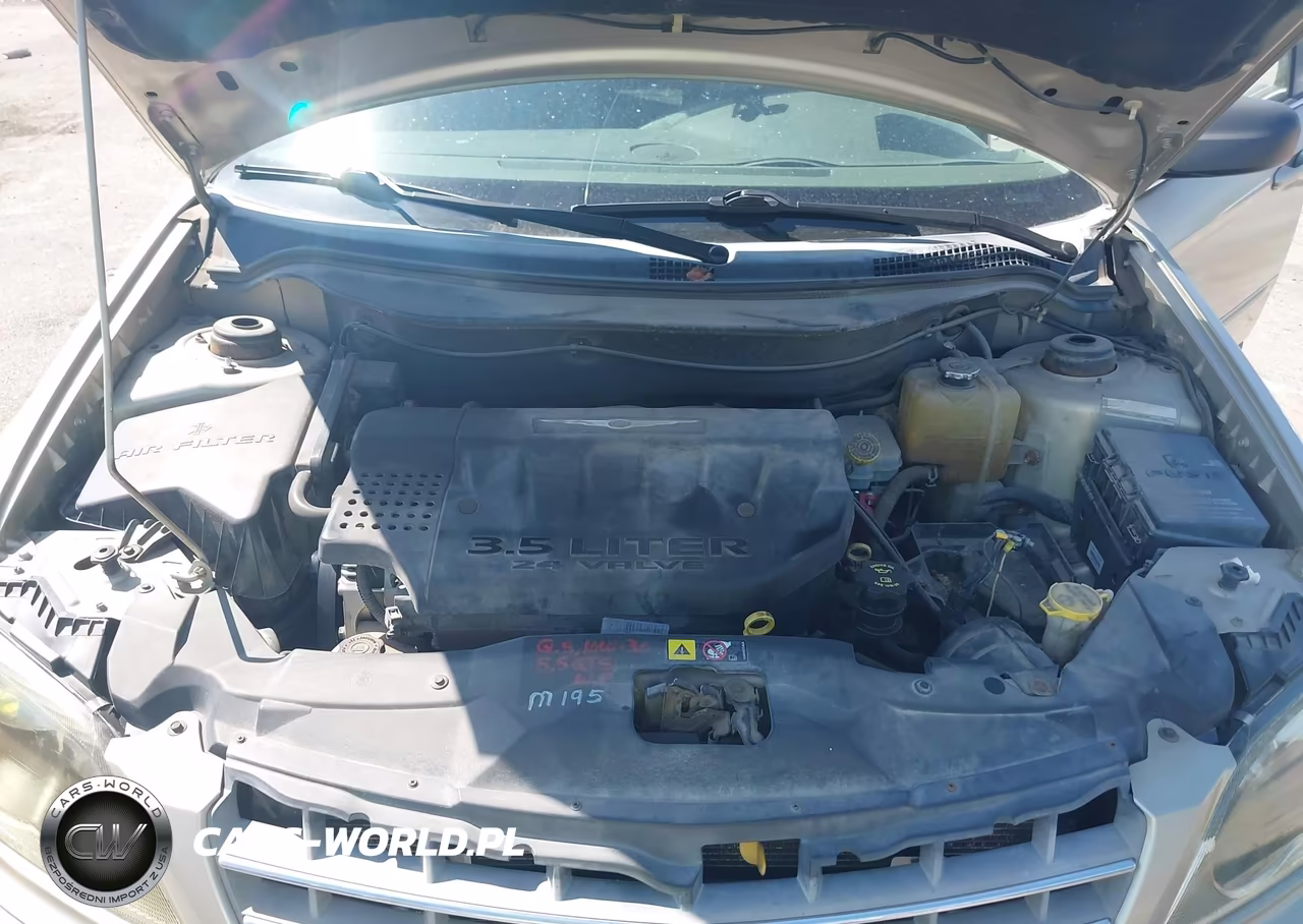 2005 Chrysler Pacifica Touring VIN:2C8GF68455R307893 - 10
