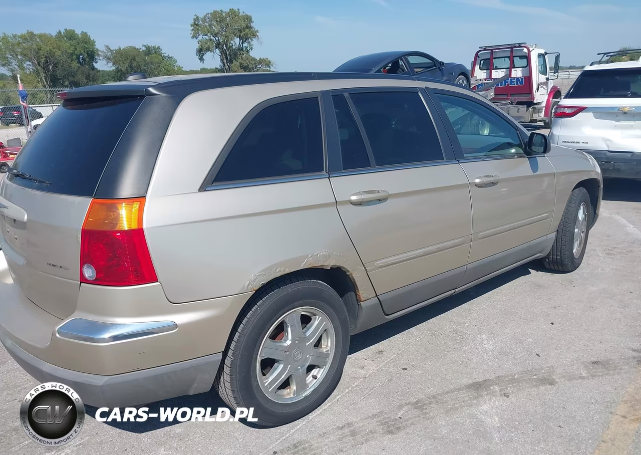 2005 Chrysler Pacifica Touring VIN:2C8GF68455R307893 - 4