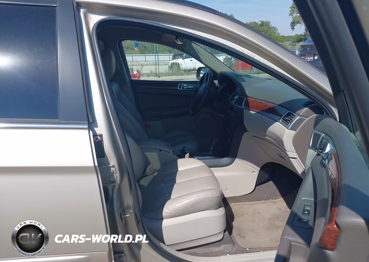 2005 Chrysler Pacifica Touring VIN:2C8GF68455R307893 - 5