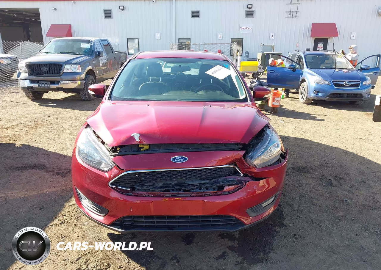 2016 Ford Focus Se VIN:1FADP3K21GL206021 - 13