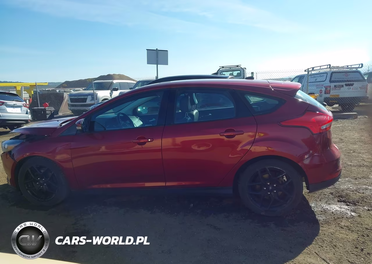 2016 Ford Focus Se VIN:1FADP3K21GL206021 - 15