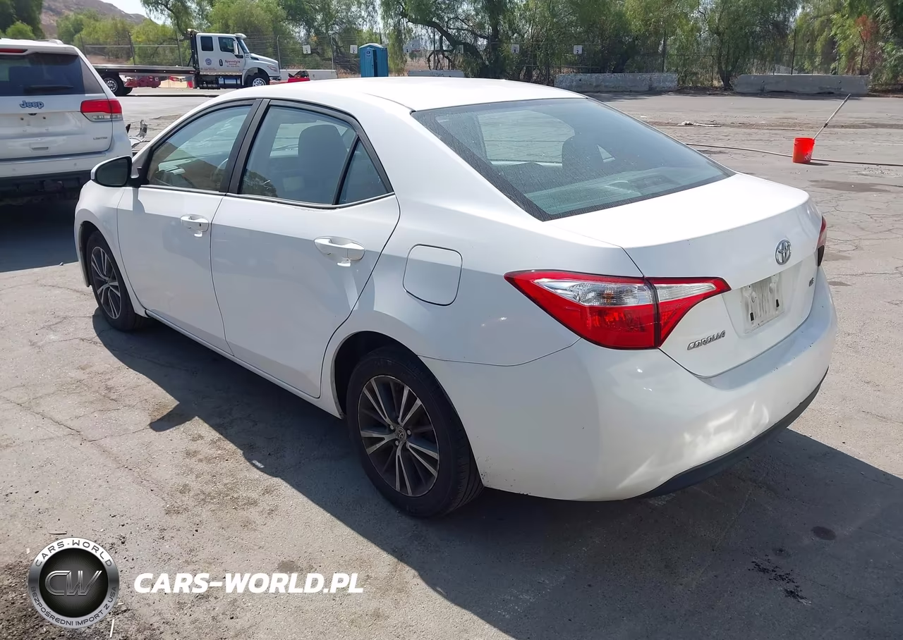 2016 Toyota Corolla Le Plus VIN:5YFBURHE6GP546156 - 3