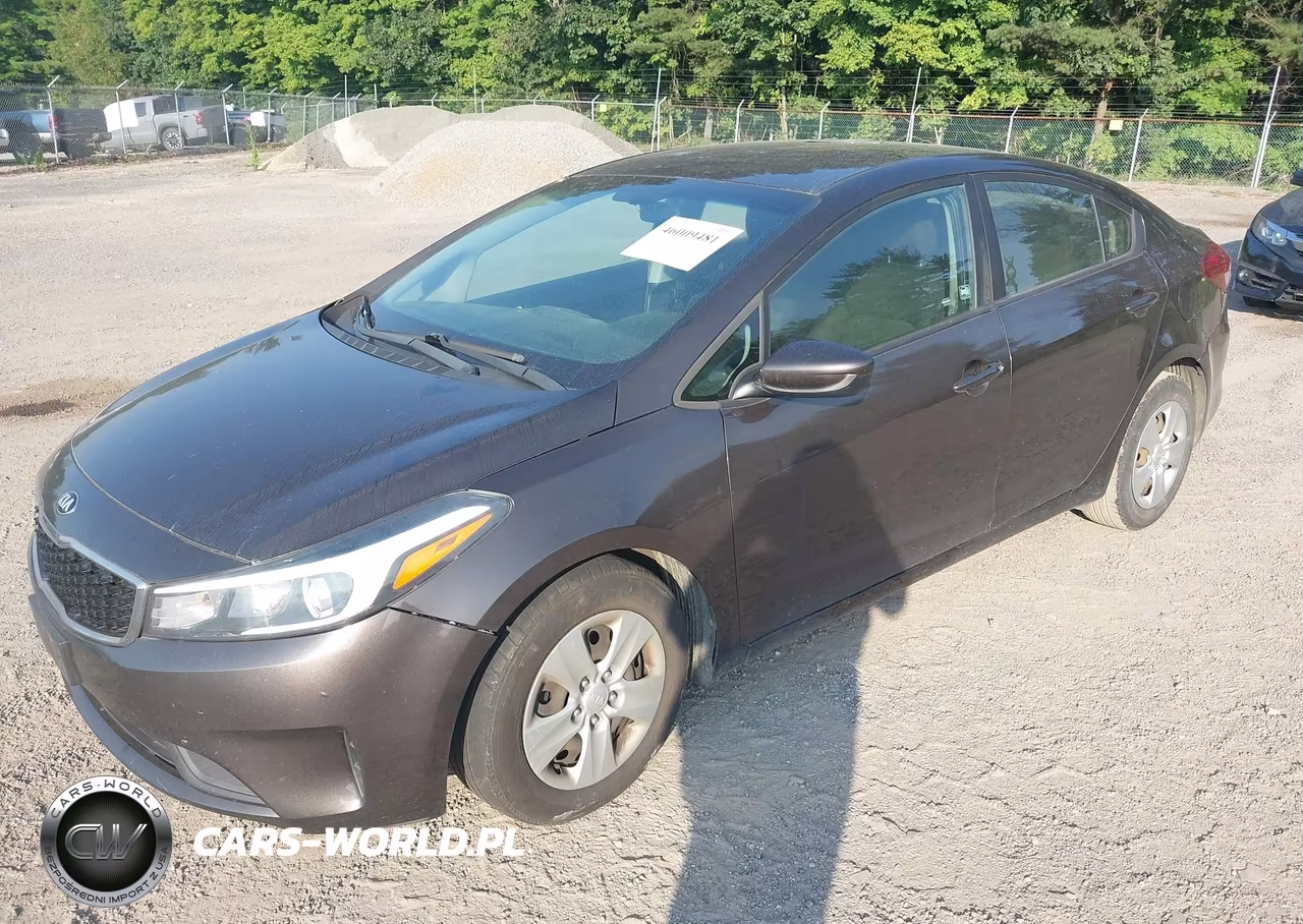 2018 Kia Forte Lx VIN:3KPFK4A71JE185093 - 2