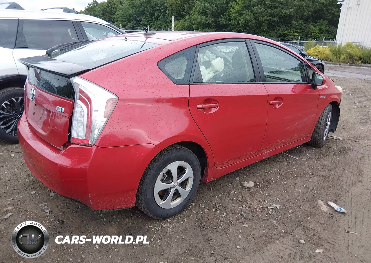 2013 Toyota Prius Three VIN:JTDKN3DU4D5566096 - 4