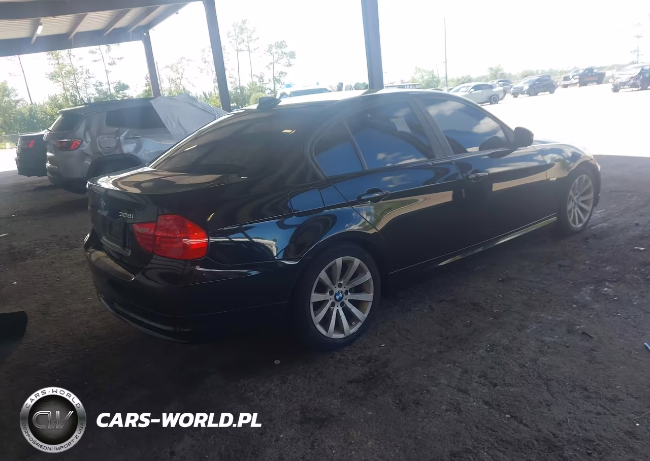 2011 BMW 328I VIN:WBAPH7C58BE676495 - 4