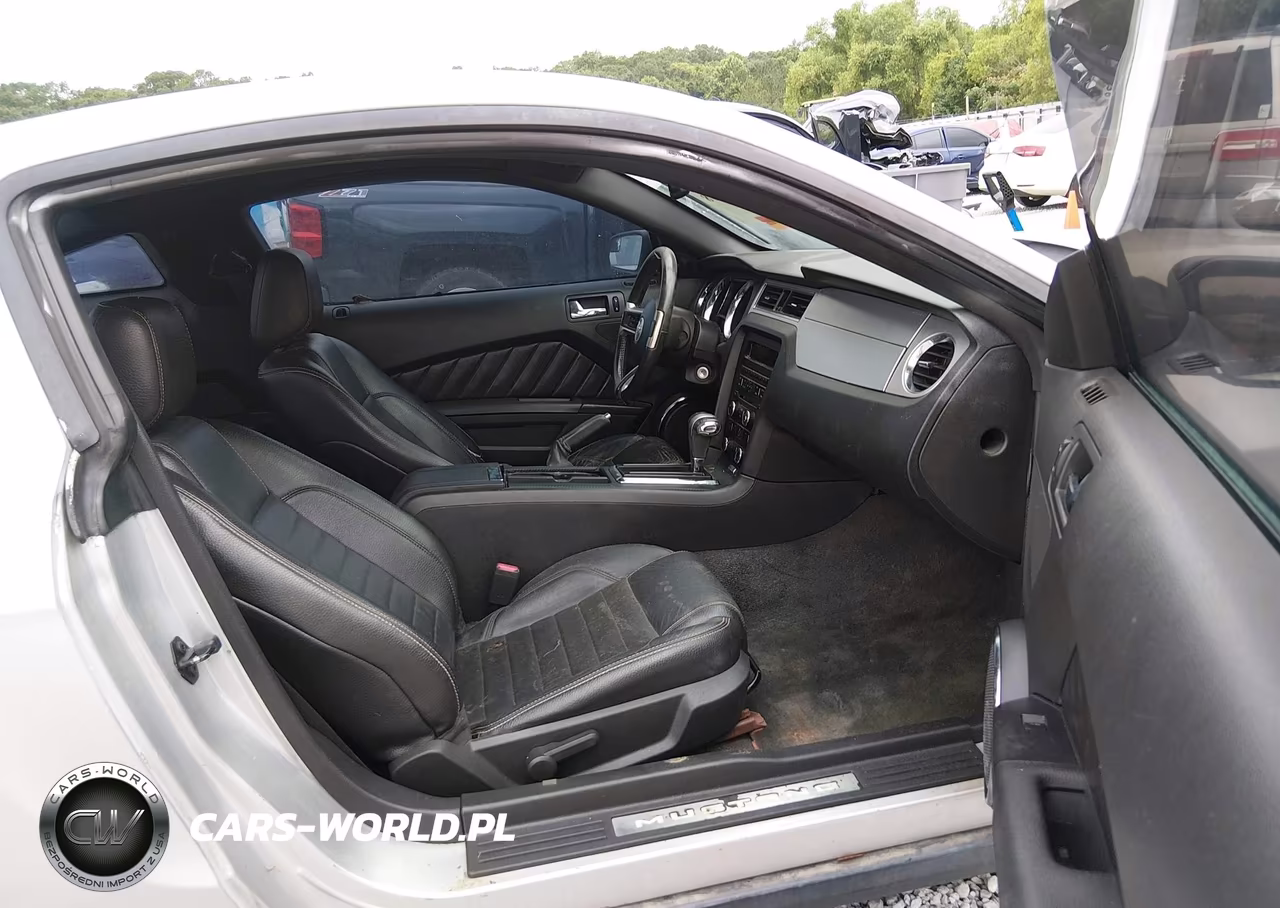 2011 Ford Mustang V6 Premium VIN:1ZVBP8AM3B5153785 - 5