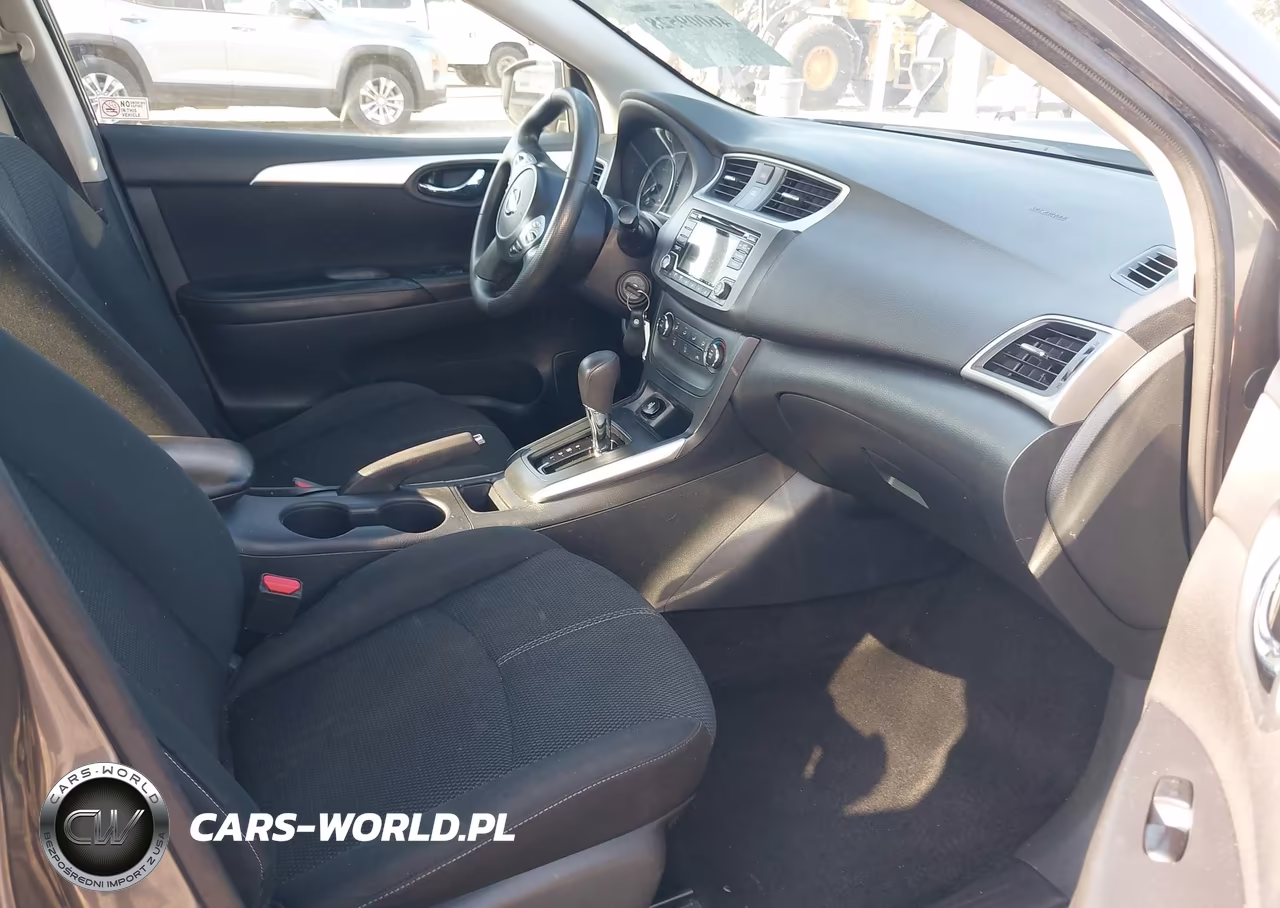 2018 Nissan Sentra S VIN:3N1AB7AP8JY321250 - 5