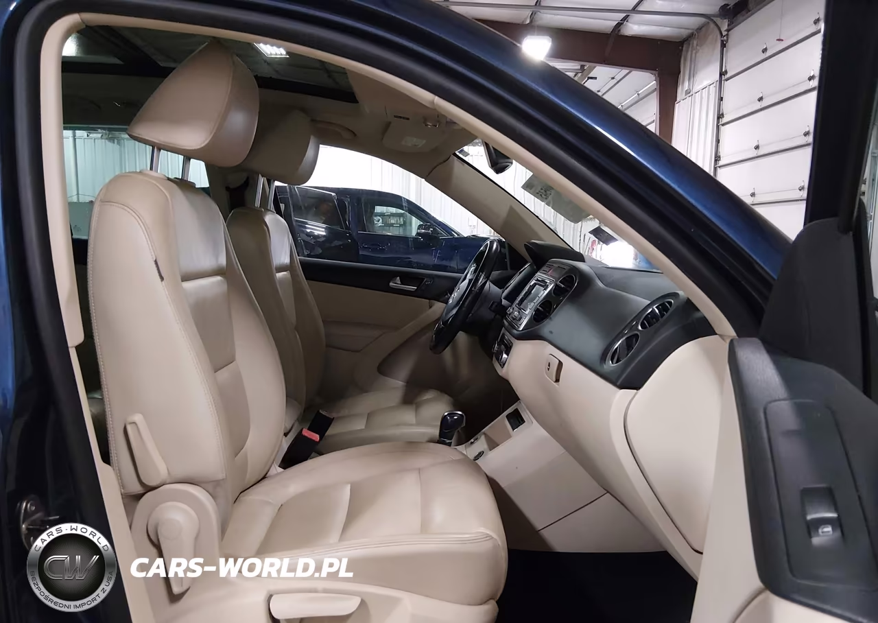 2011 Volkswagen Tiguan Sel VIN:WVGBV7AX0BW520306 - 5