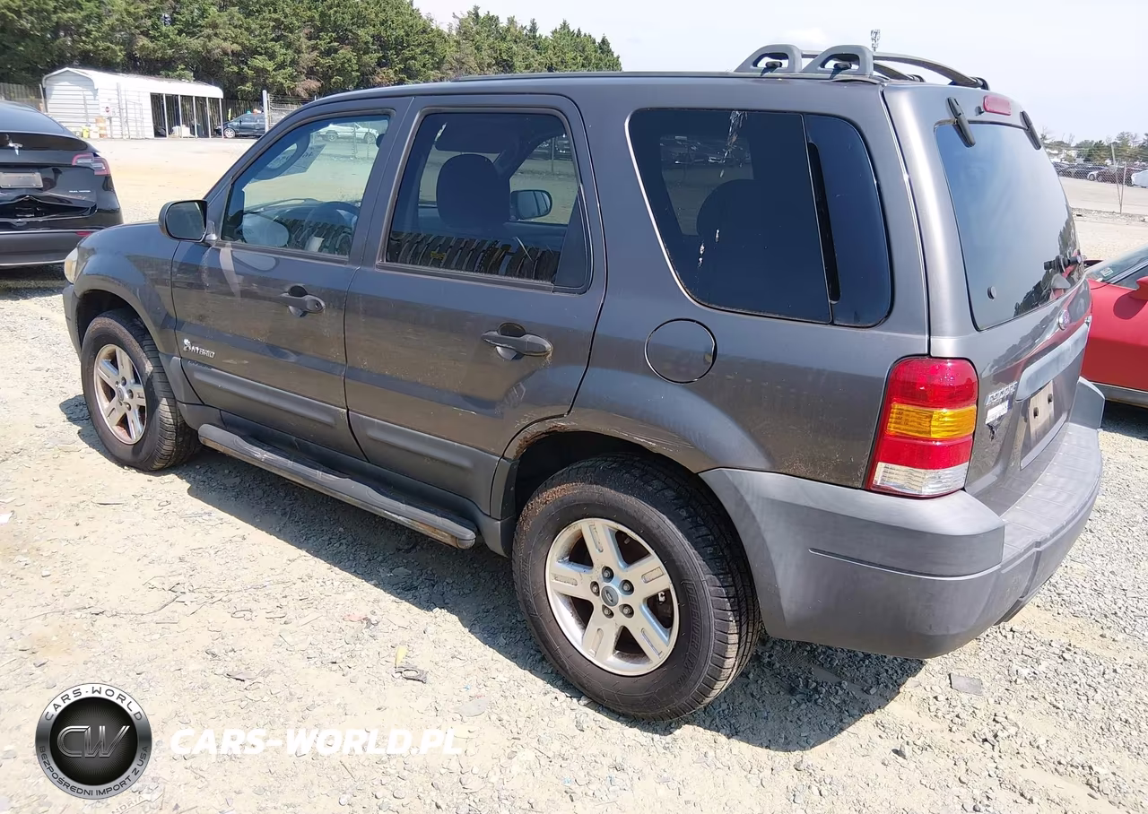 2005 Ford Escape Hybrid VIN:1FMCU96H15KD90553 - 3