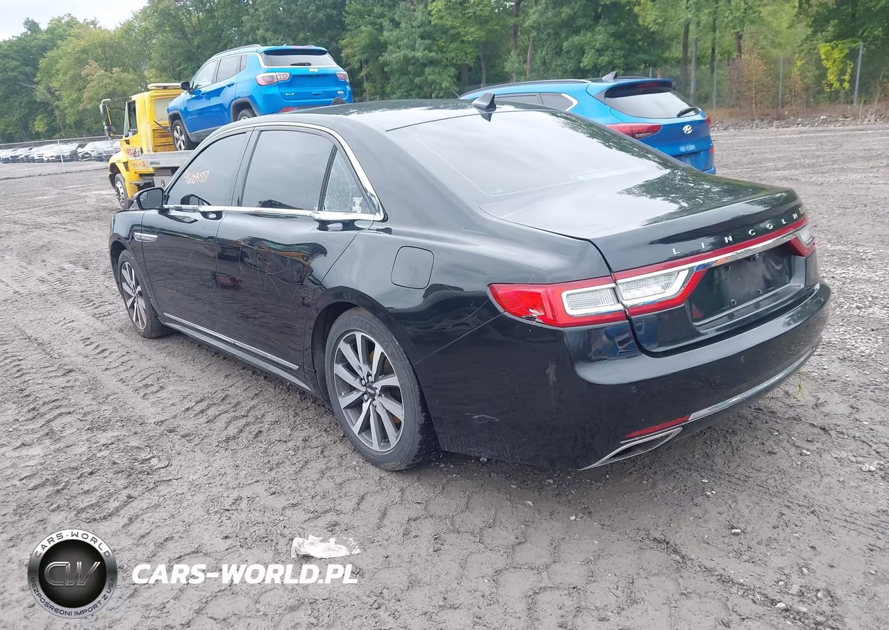 2018 Lincoln Continental Livery VIN:1LN6L9HK8J5609672 - 3