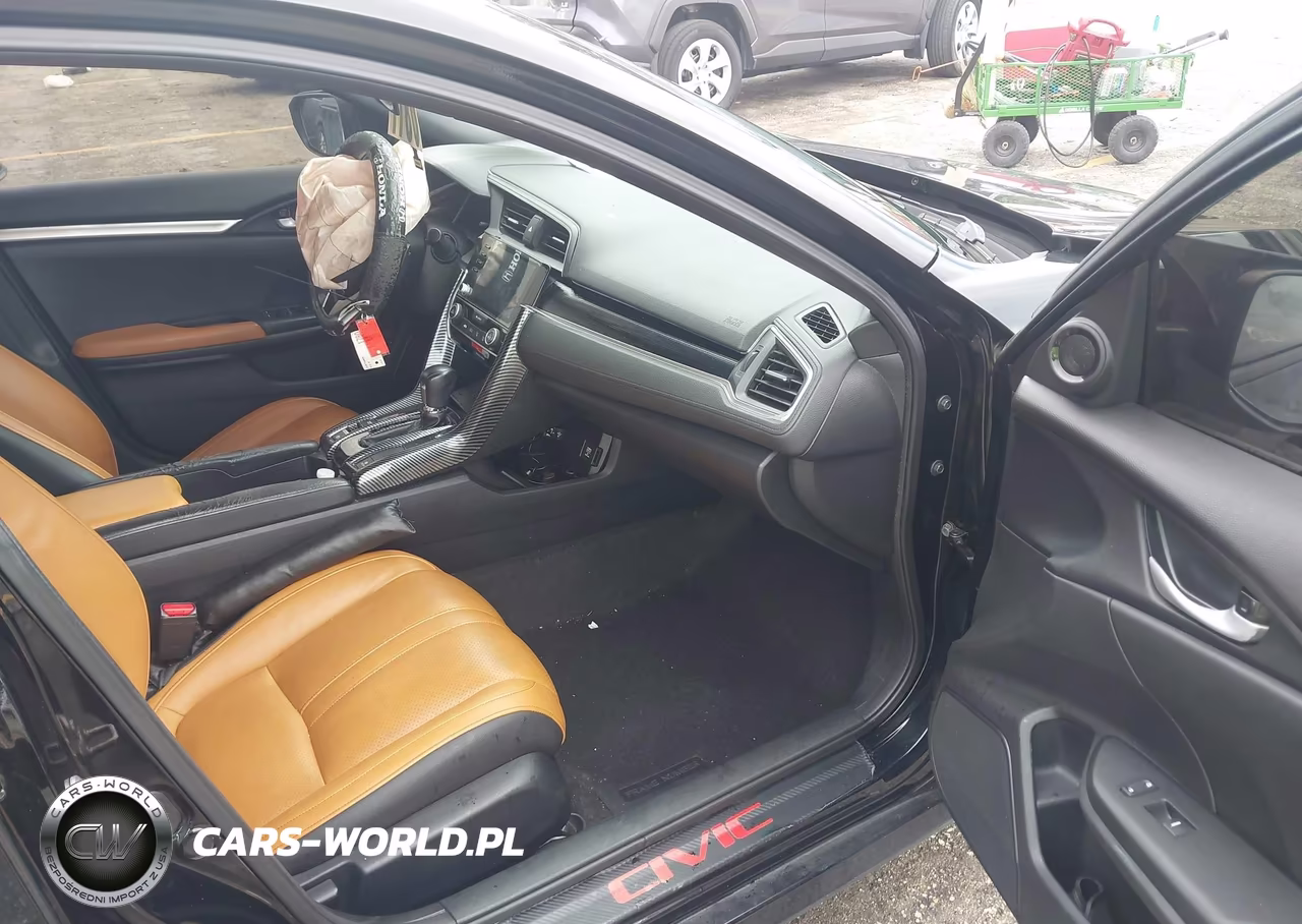 2019 Honda Civic Sport VIN:19XFC2F85KE049053 - 5