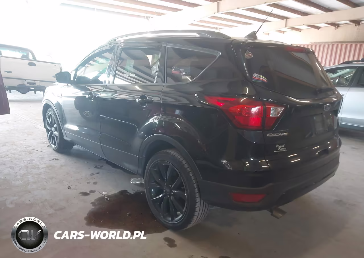 2019 Ford Escape Se VIN:1FMCU0GD7KUB07113 - 3