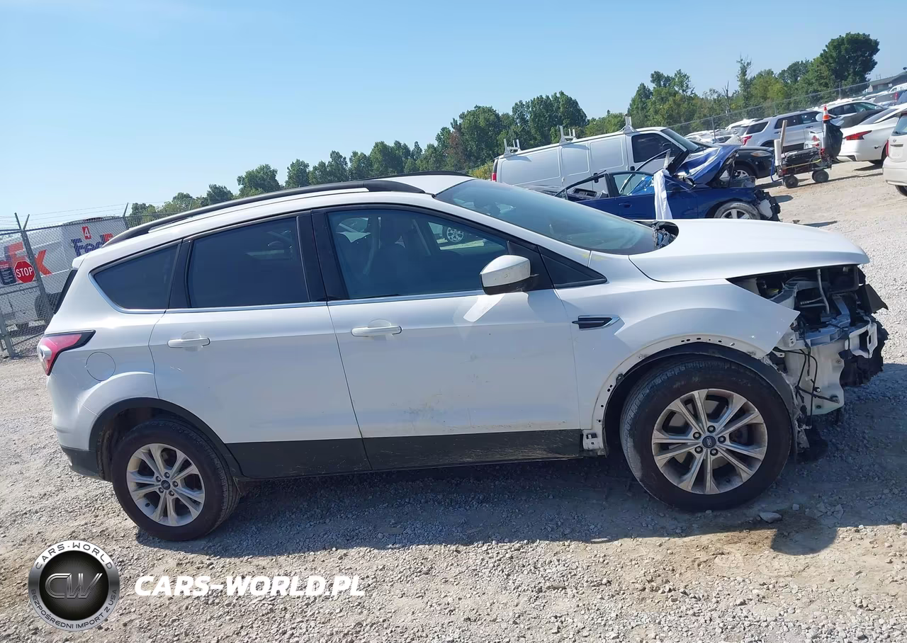 2018 Ford Escape Se VIN:1FMCU9GD2JUA90627 - 14
