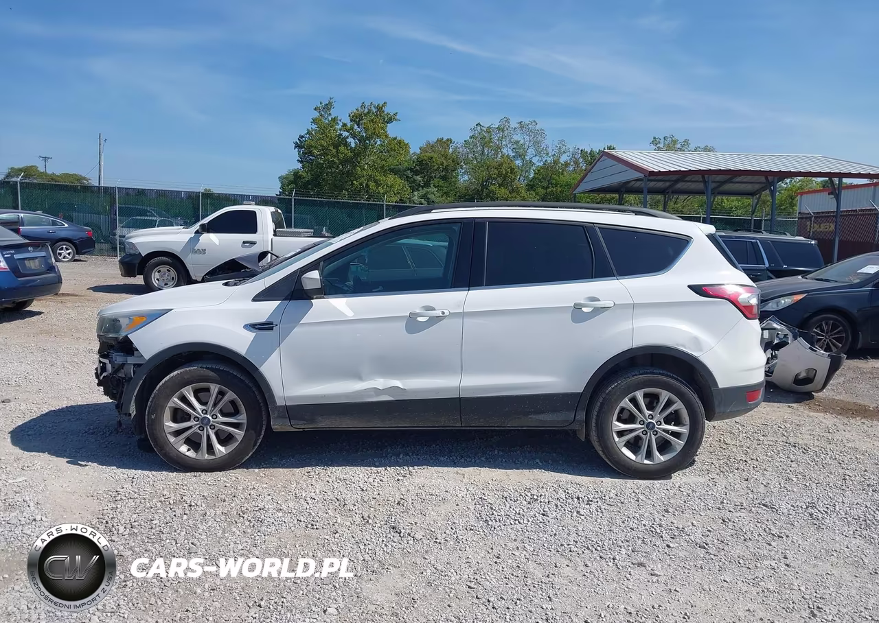 2018 Ford Escape Se VIN:1FMCU9GD2JUA90627 - 15