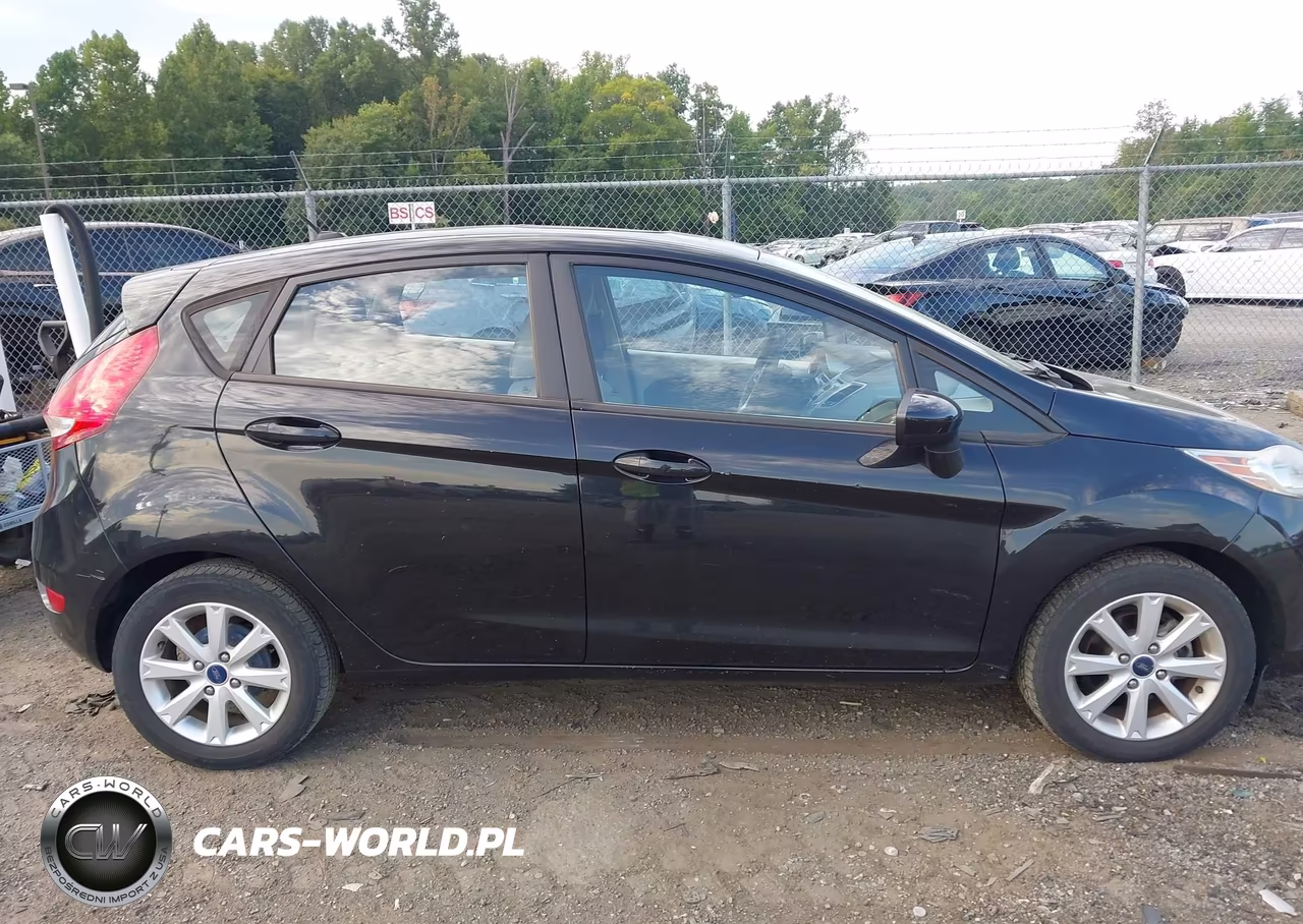 2011 Ford Fiesta Se VIN:3FADP4EJ6BM170844 - 13
