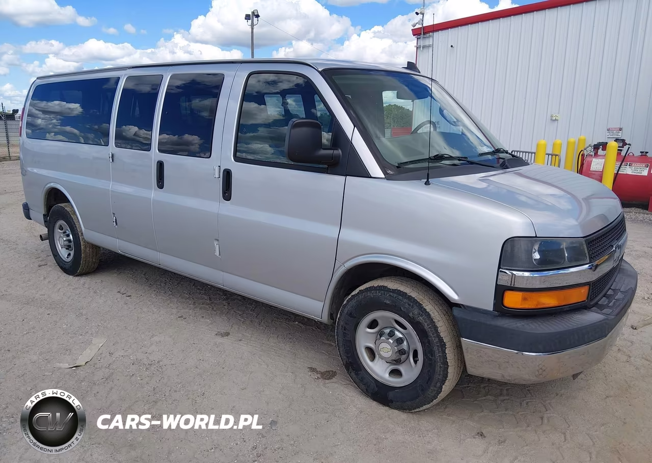 2016 Chevrolet Express 3500 Lt VIN:1GAZGPFF4G1277545 - 1
