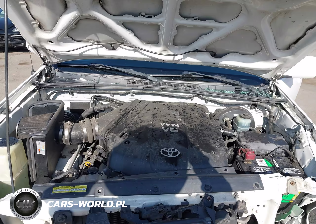 2011 Toyota Tacoma Prerunner V6 VIN:3TMJU4GN2BM113840 - 10