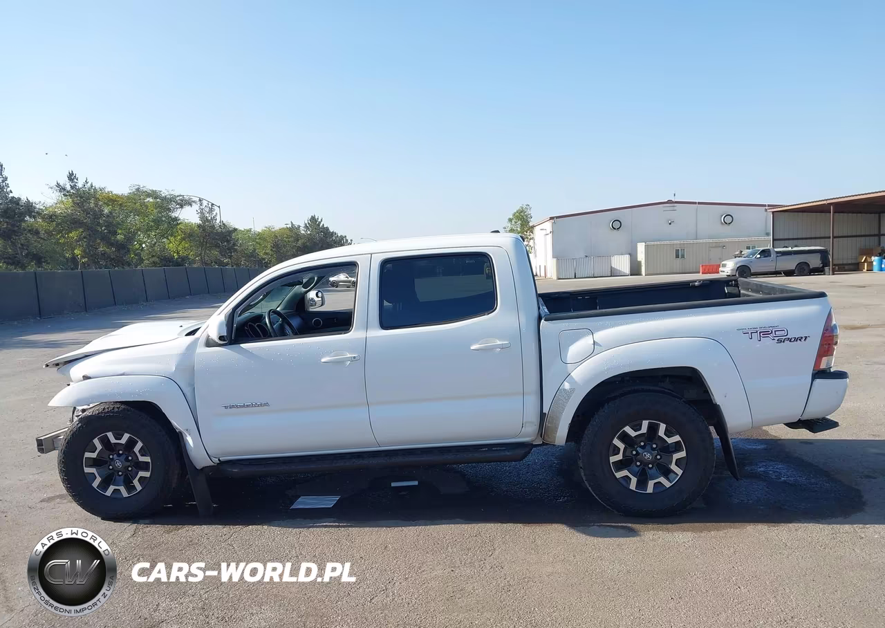 2011 Toyota Tacoma Prerunner V6 VIN:3TMJU4GN2BM113840 - 15
