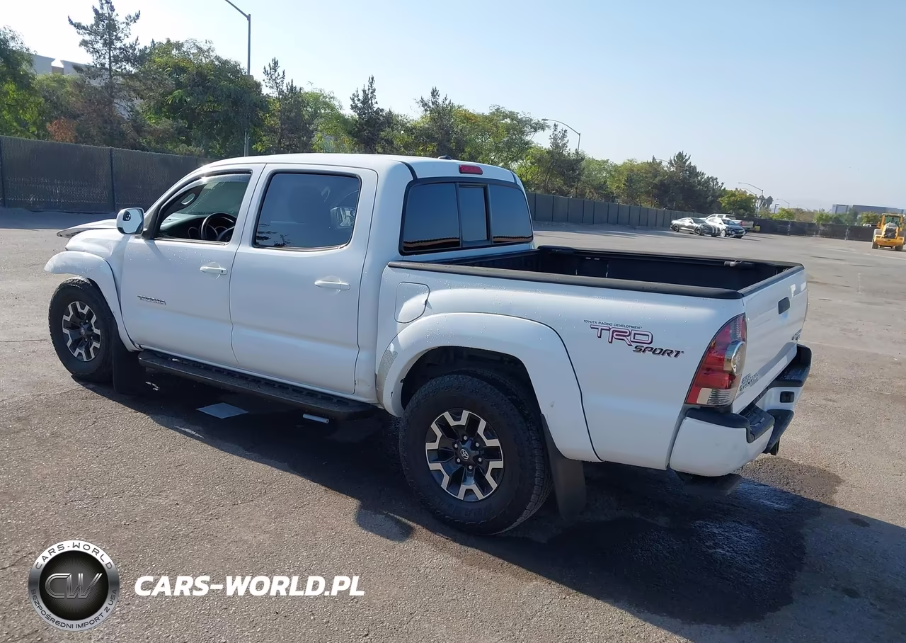 2011 Toyota Tacoma Prerunner V6 VIN:3TMJU4GN2BM113840 - 3