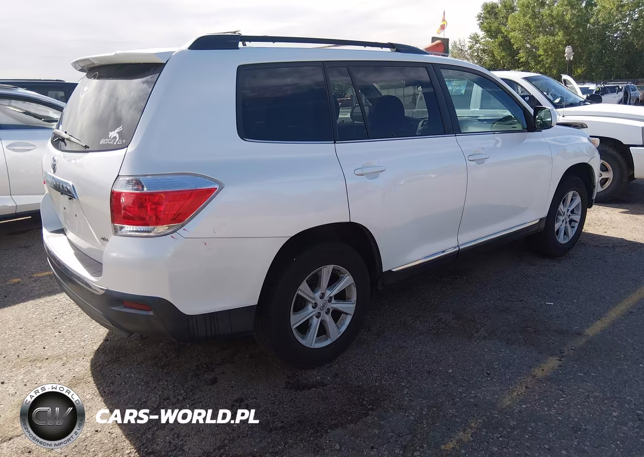 2013 Toyota Highlander Se V6 VIN:5TDBK3EH3DS240942 - 4