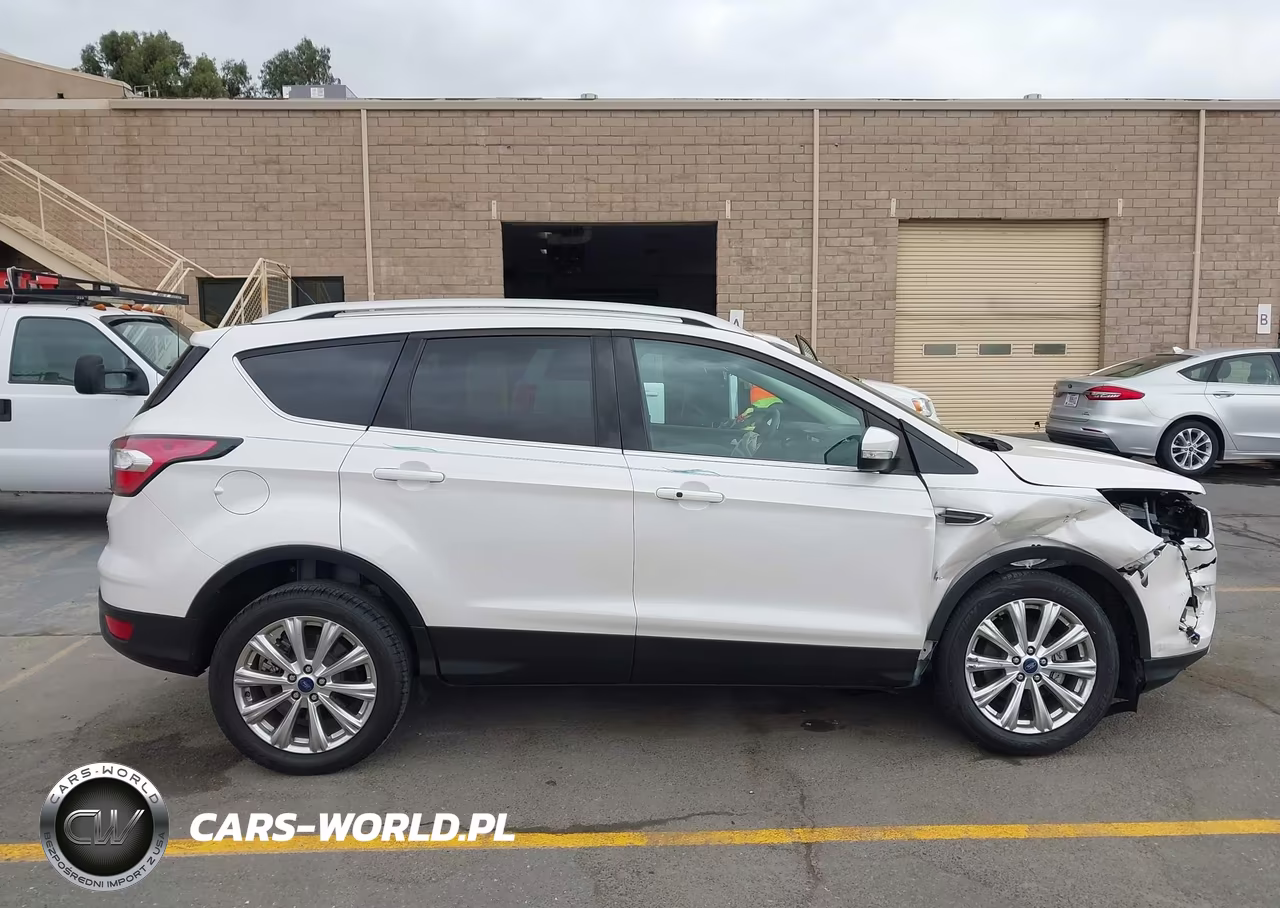2017 Ford Escape Titanium VIN:1FMCU0JD5HUA62013 - 14