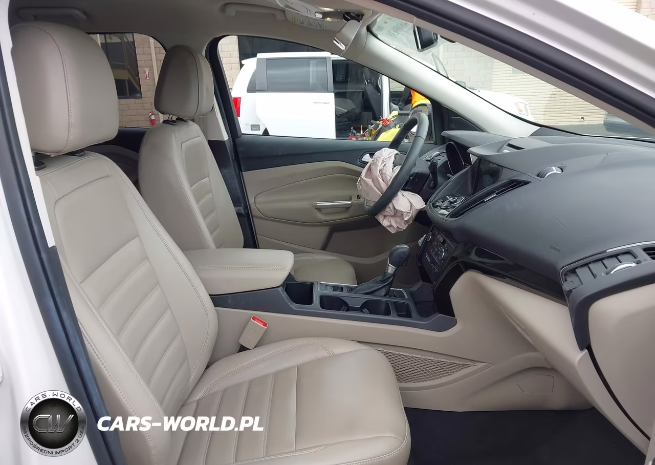 2017 Ford Escape Titanium VIN:1FMCU0JD5HUA62013 - 5