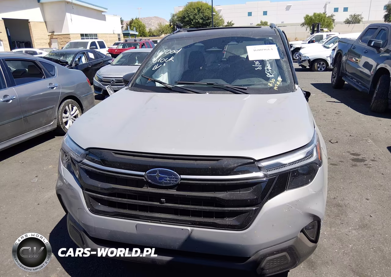 2025 Subaru Forester Touring Hybrid VIN:JF2SLSTD5SH455801 - 12