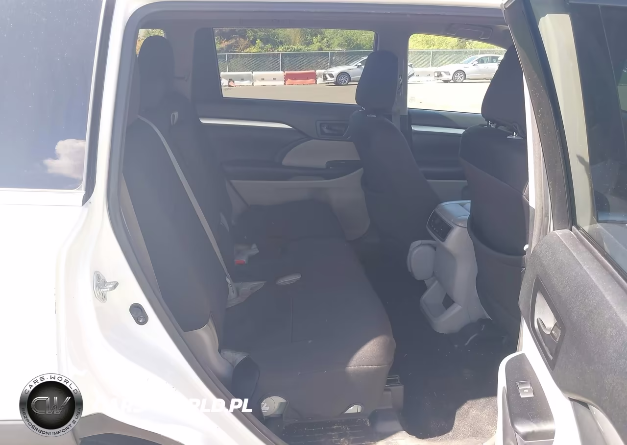 2017 Toyota Highlander Le VIN:5TDZZRFH4HS229028 - 8