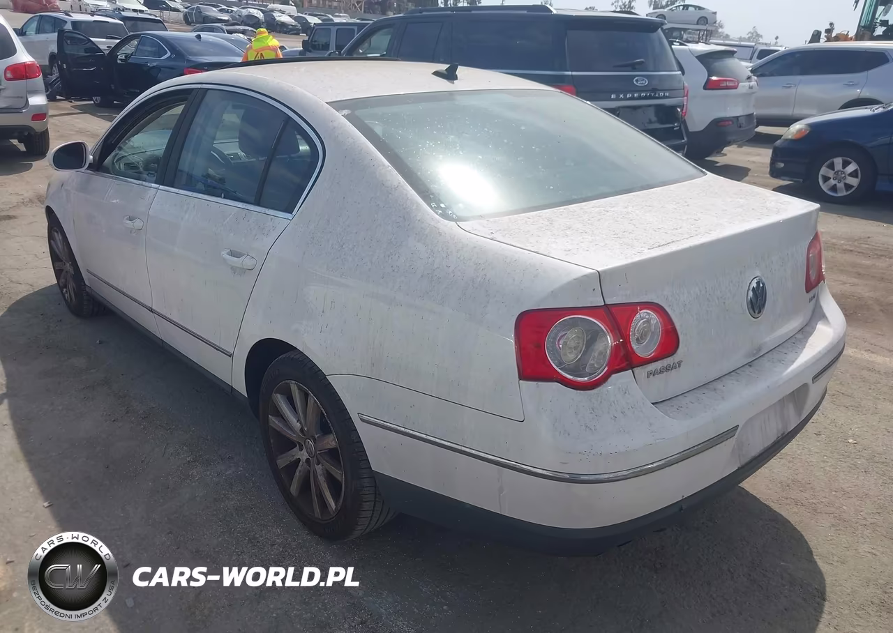 2010 Volkswagen Passat Komfort VIN:WVWJM7AN0AE081596 - 3