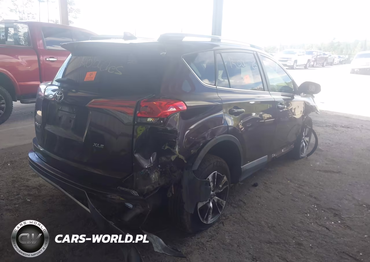 2018 Toyota Rav4 Xle VIN:2T3WFREV0JW470866 - 4