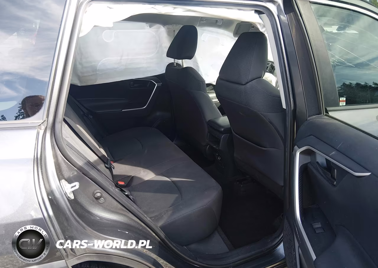 2019 Toyota Rav4 Le VIN:2T3G1RFV8KC055671 - 19