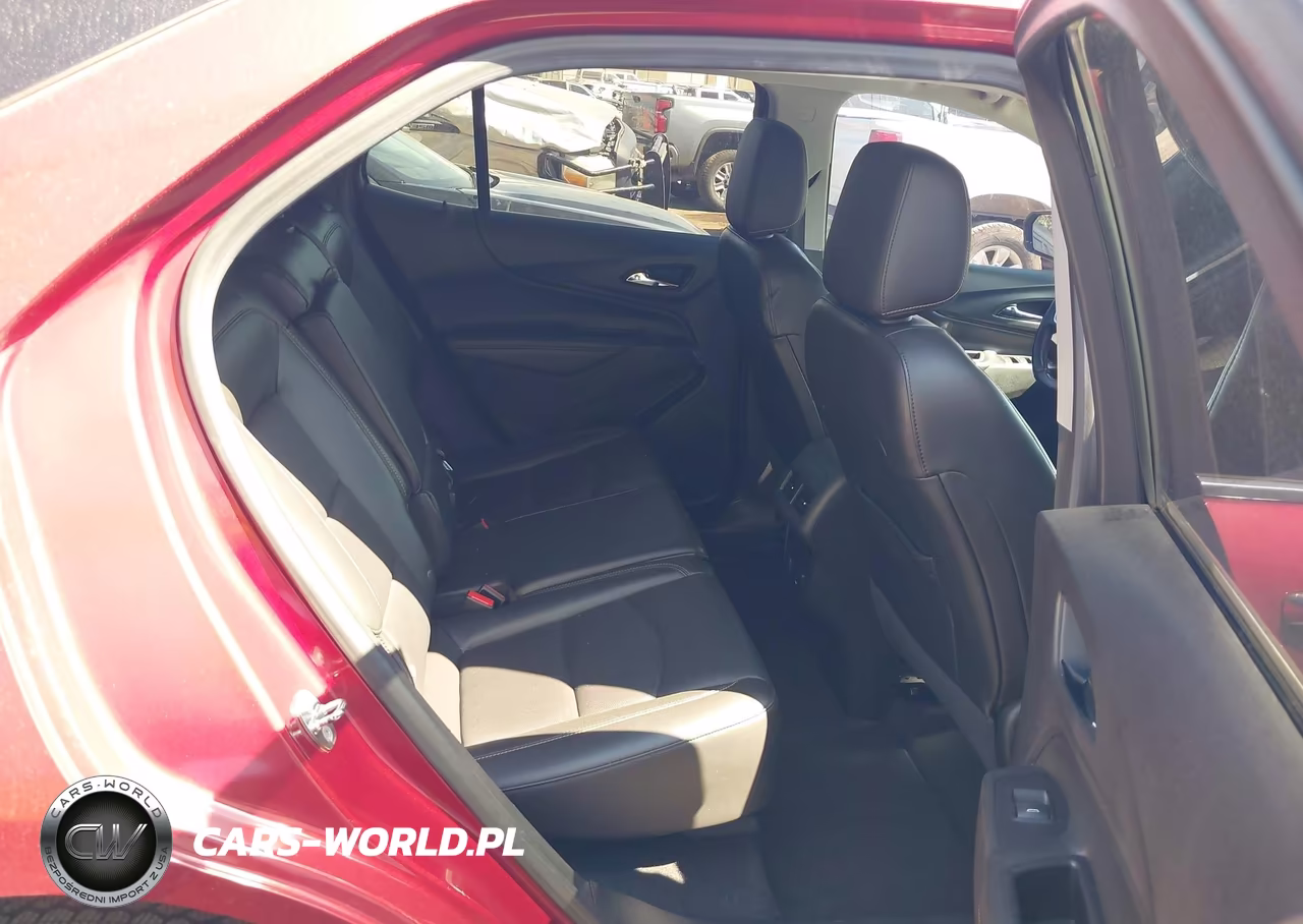 2018 Chevrolet Equinox Premier VIN:2GNAXMEV7J6196322 - 8