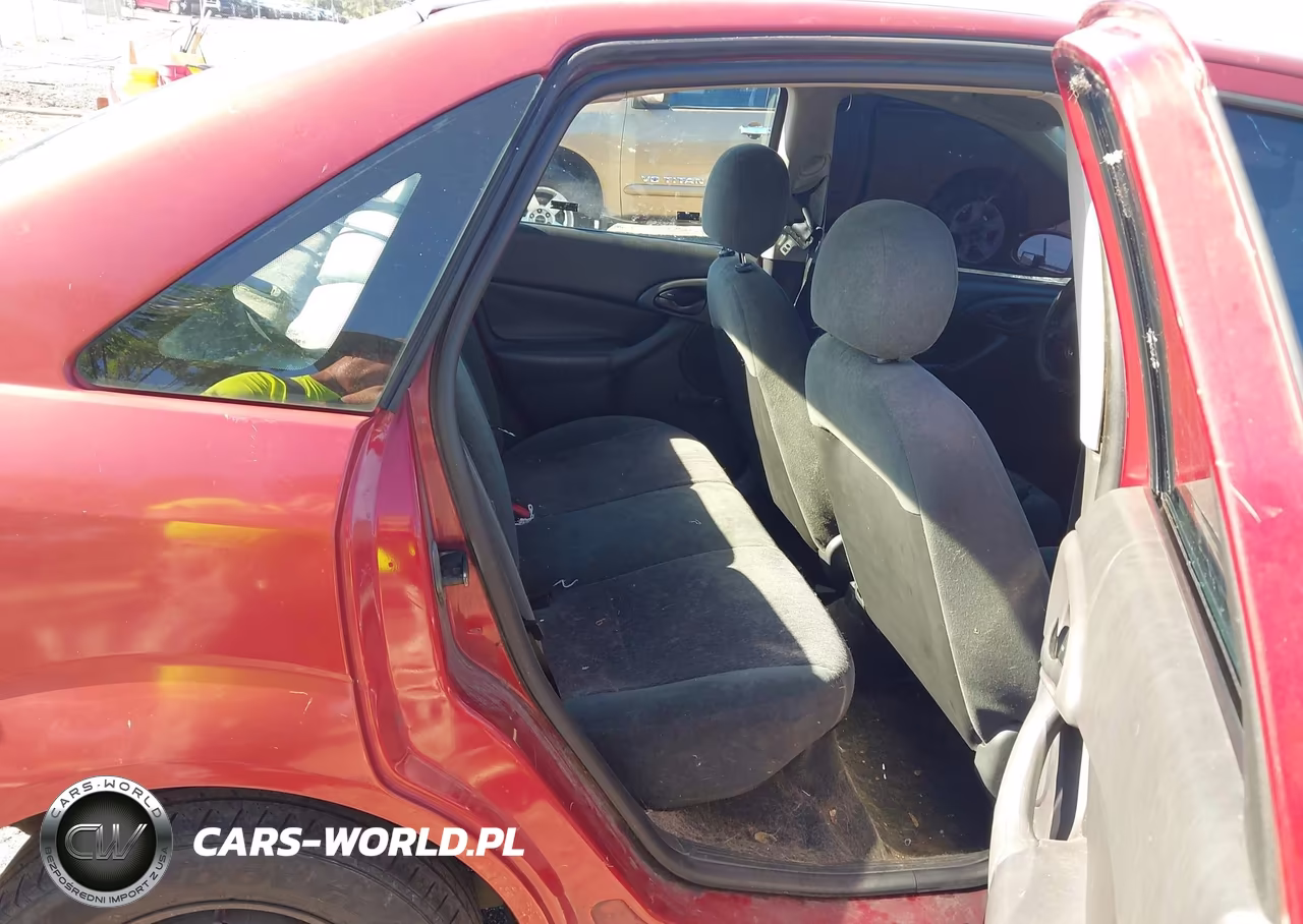 2000 Ford Focus Lx VIN:1FAFP33P9YW178195 - 8