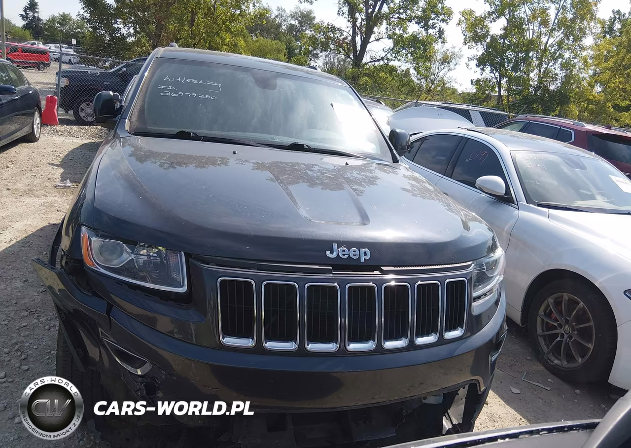 2015 Jeep Grand Cherokee Laredo VIN:1C4RJFAG9FC659897 - 12
