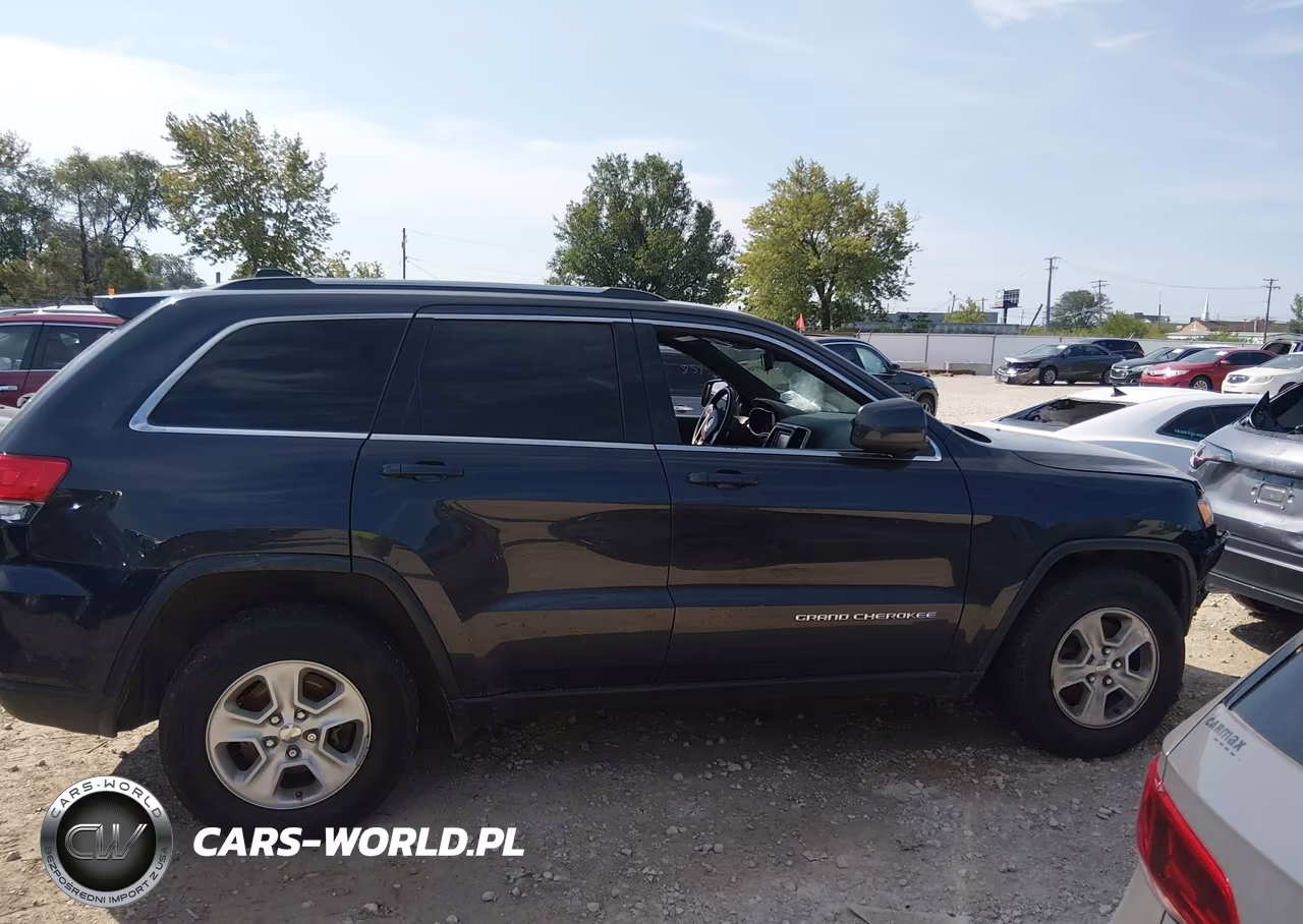 2015 Jeep Grand Cherokee Laredo VIN:1C4RJFAG9FC659897 - 13