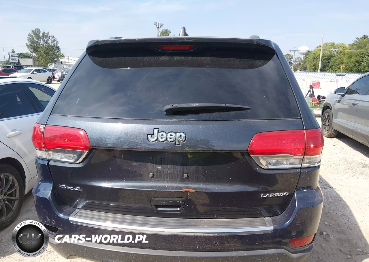 2015 Jeep Grand Cherokee Laredo VIN:1C4RJFAG9FC659897 - 16