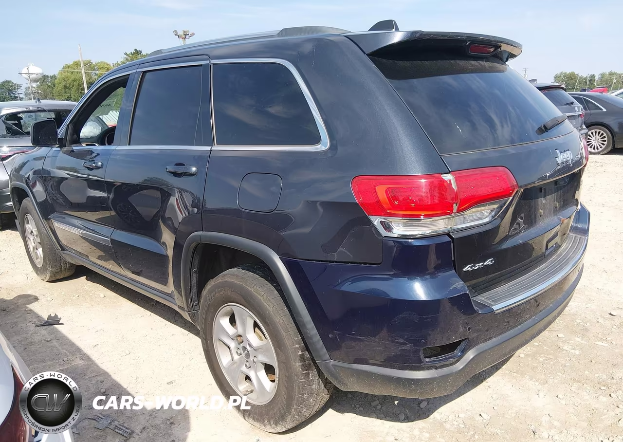 2015 Jeep Grand Cherokee Laredo VIN:1C4RJFAG9FC659897 - 3